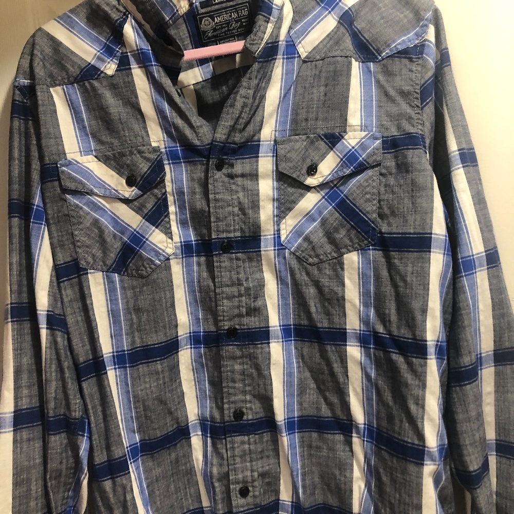 American Rag Button Down Lot Size Large. - Picture 4 of 4